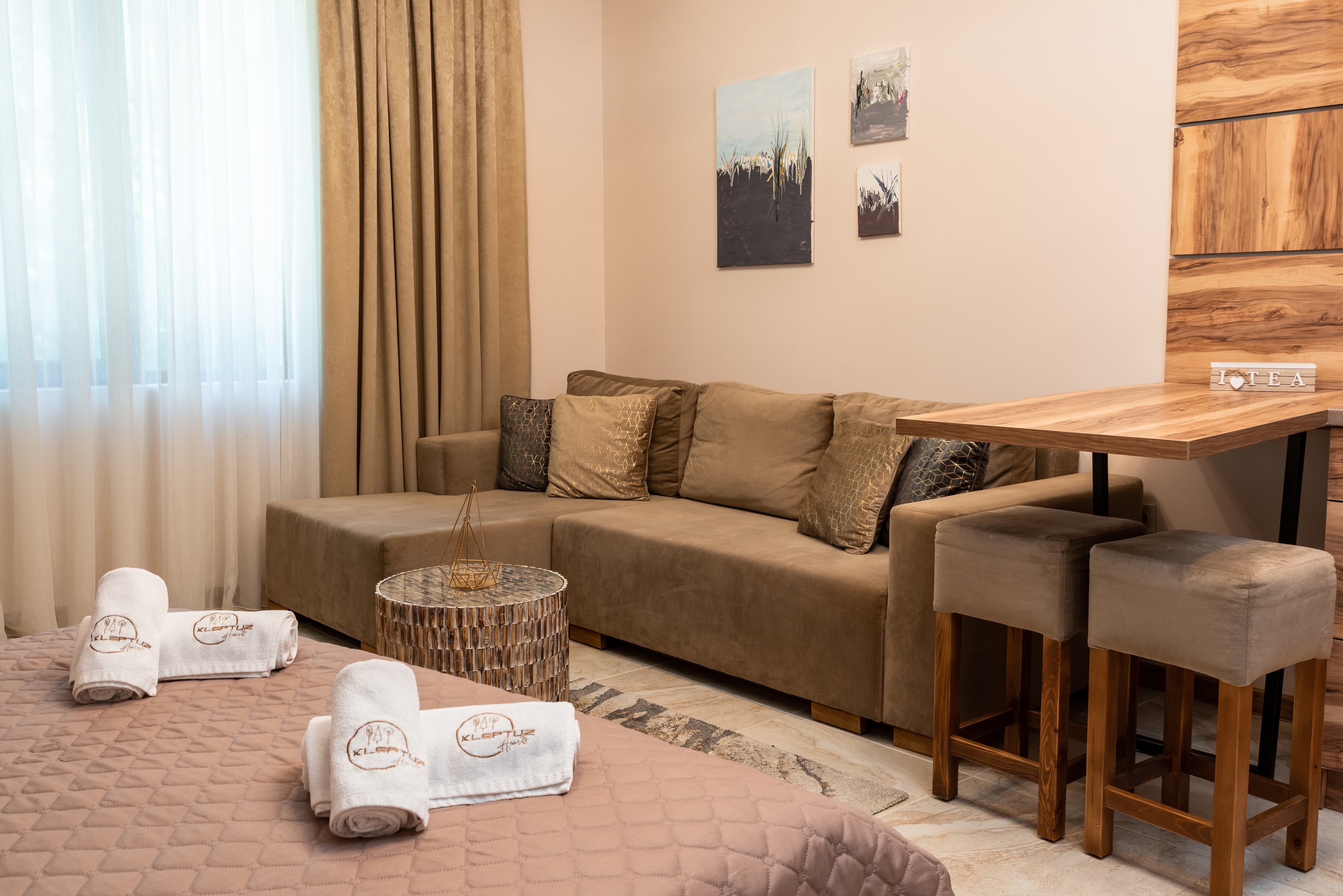 Studio Apartment image 1