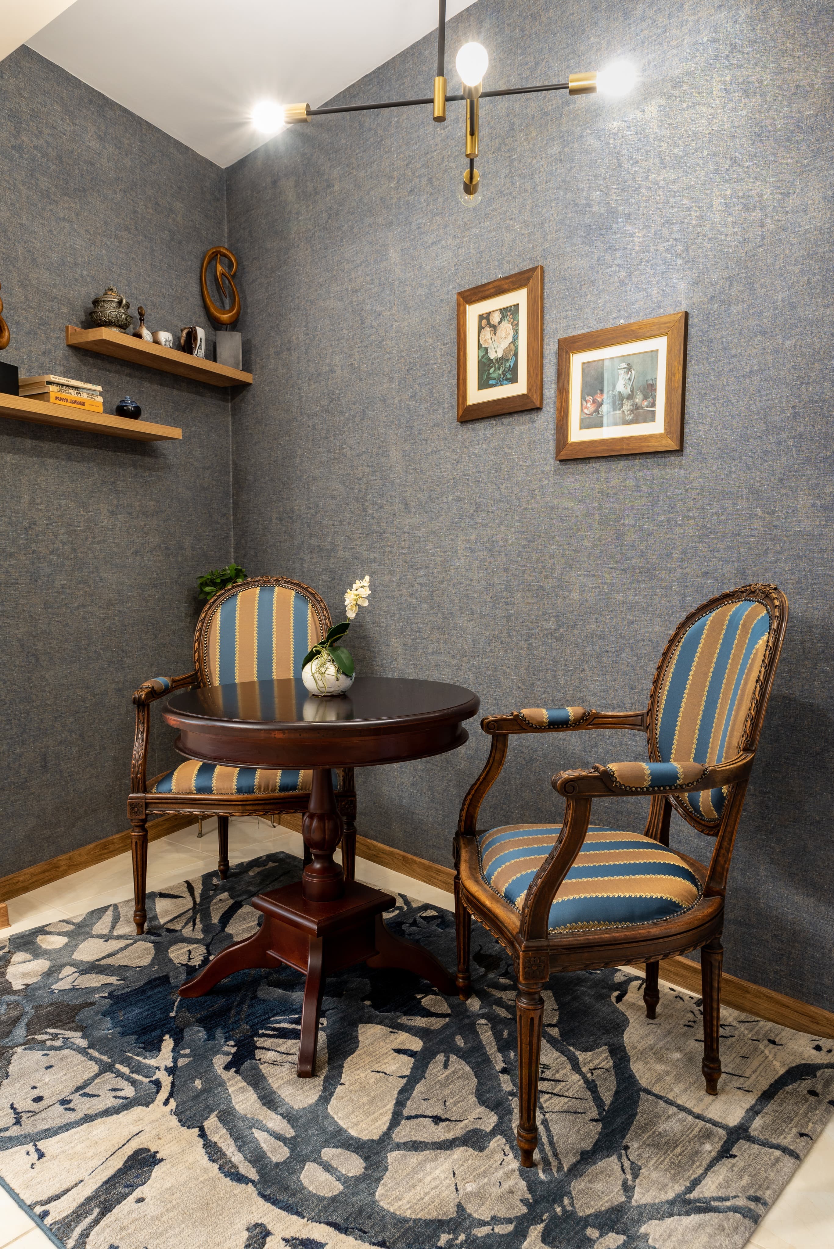One-Room Apartment image 7