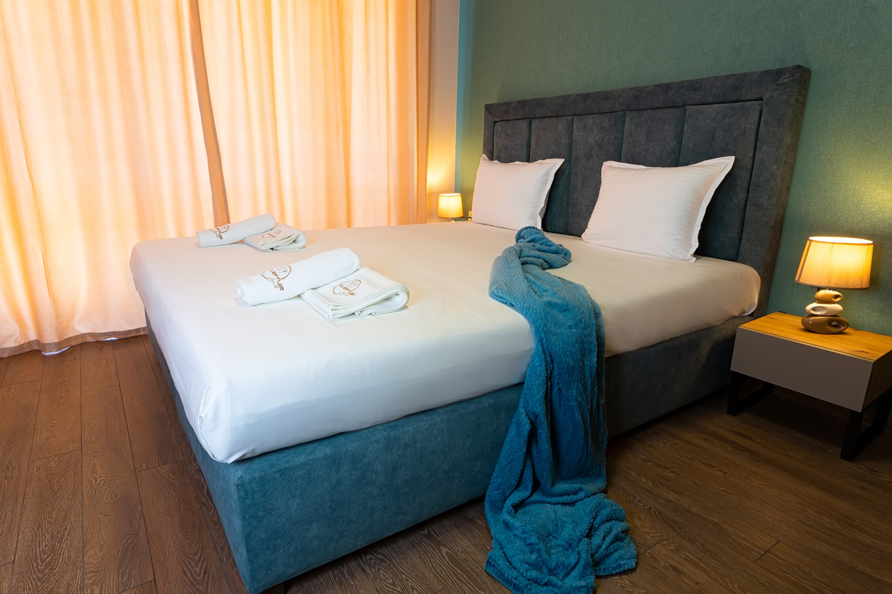 Two-Room Apartment image 4