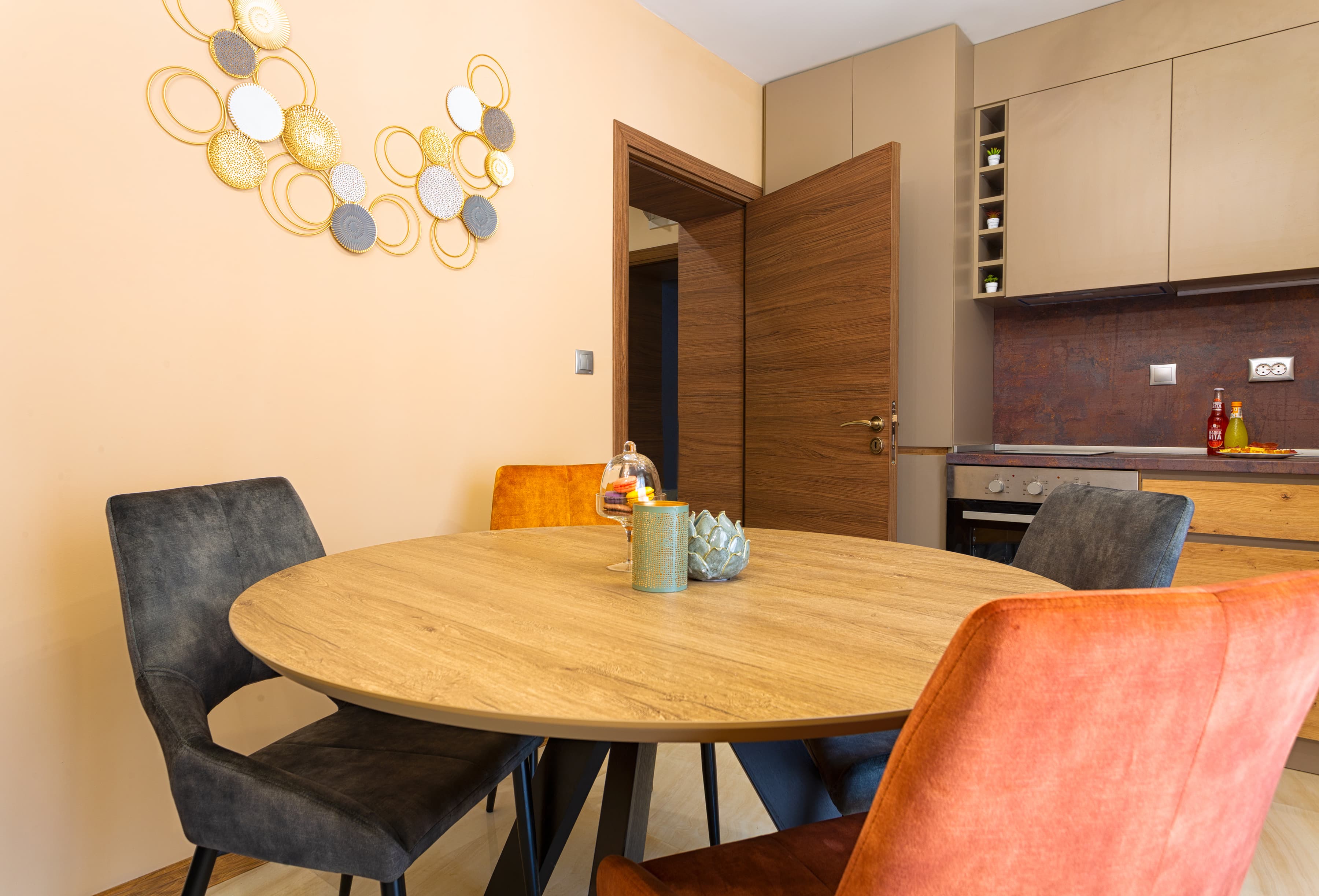 Two-Room Apartment image 5