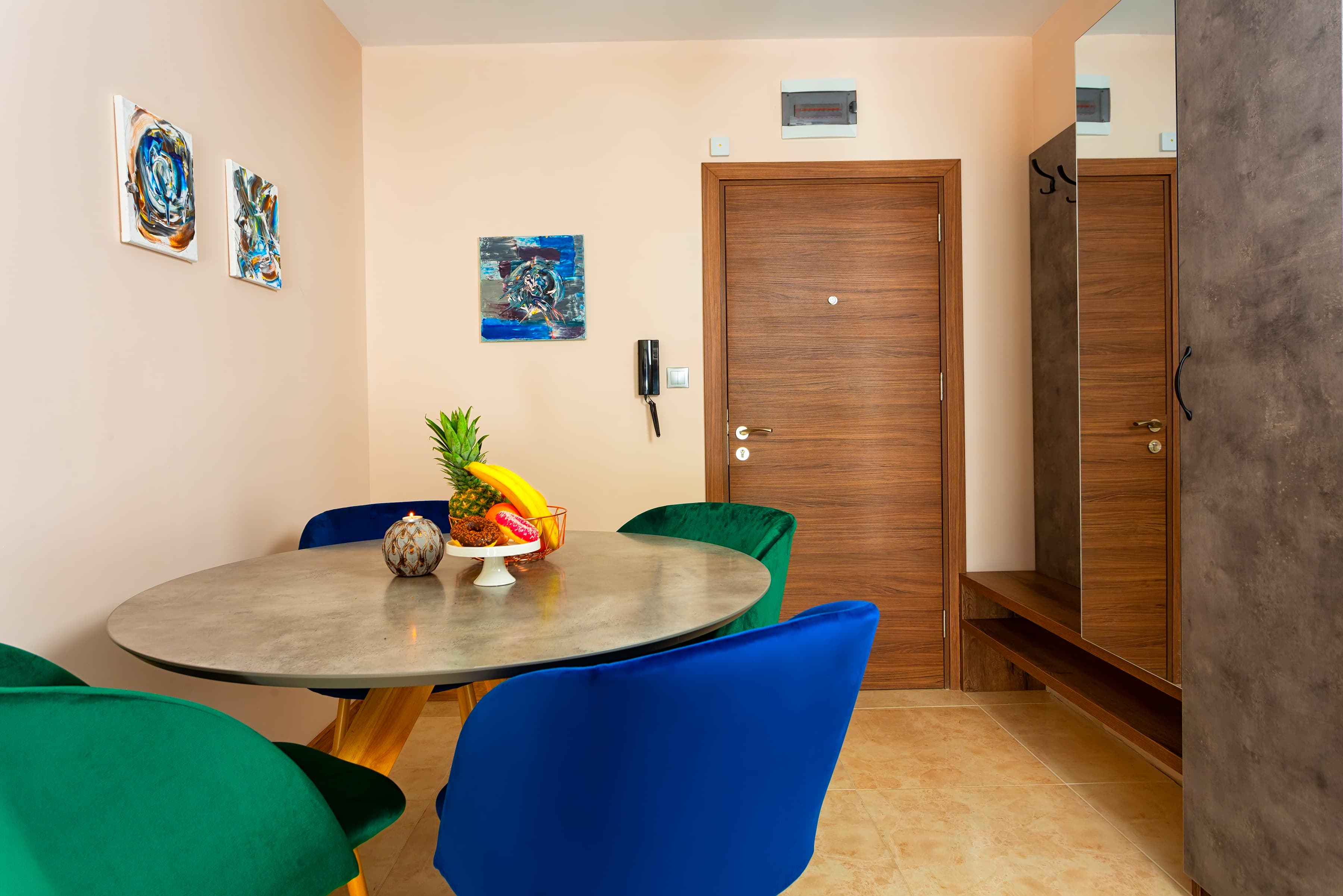 Deluxe Apartment image 1